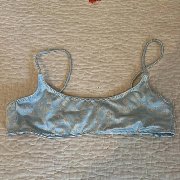 Pacsun Flower Daisy Bikini top small - Picture 1 of 4